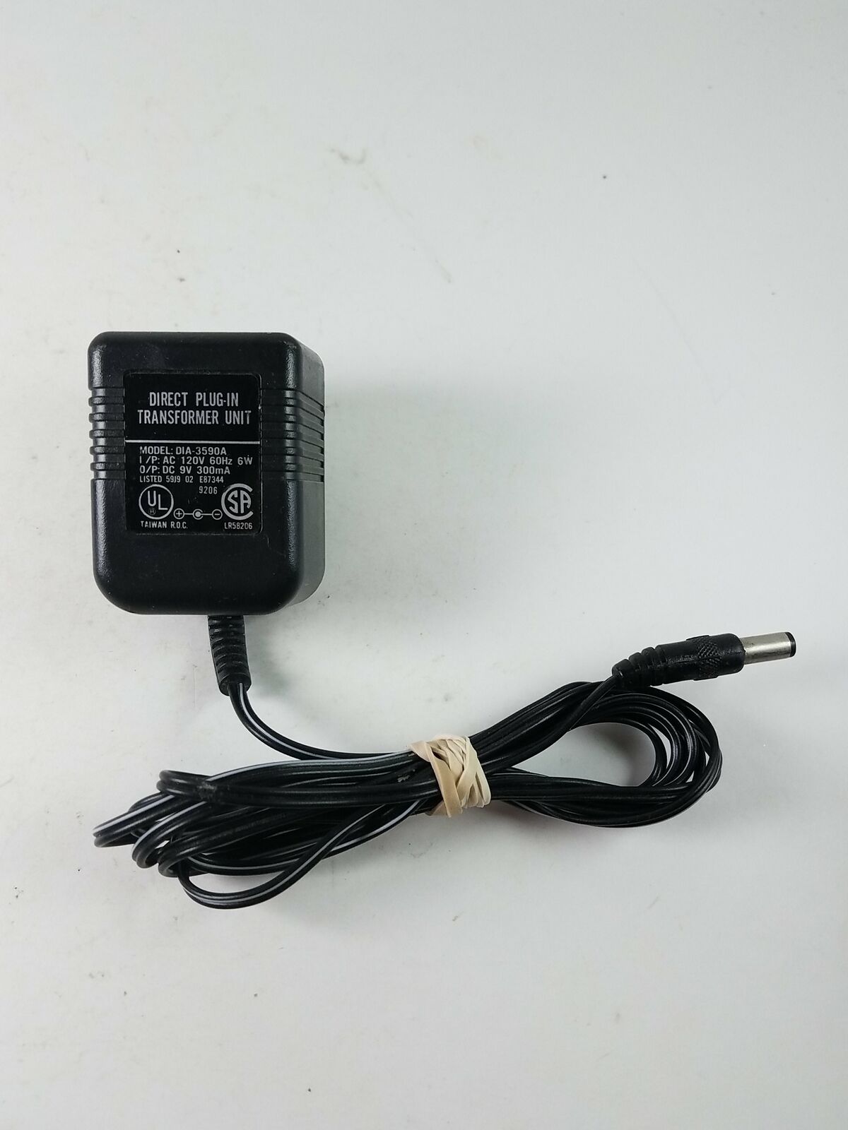 NEW Direct Plug-In Transformer Unit Model DIA-3590A 9VDC 300mA ac adapter - Click Image to Close